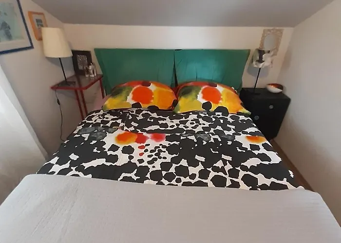 Orange Cube Apartment