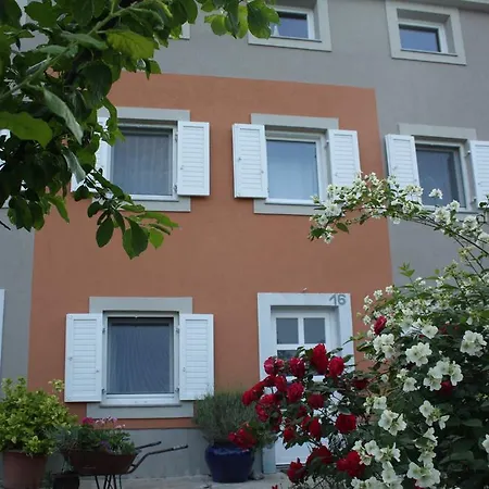 Orange Cube Apartment Rijeka Room photo